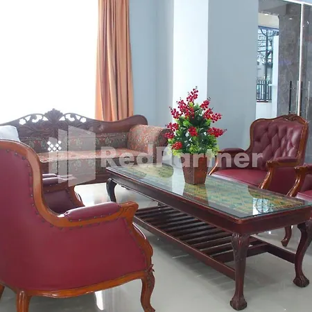 Brahma Hotel Mitra Reddoorz-3